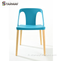 Chaise en plastique mignon créatif